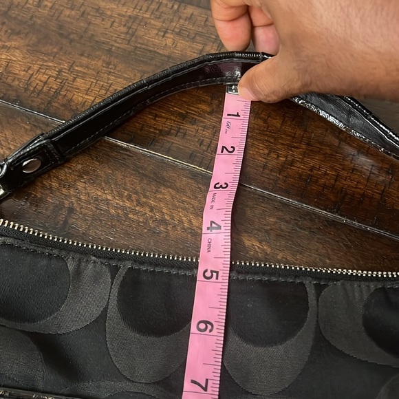 Coach F20064 Black Hobo Bag with Signature Style - Picture 10 of 10